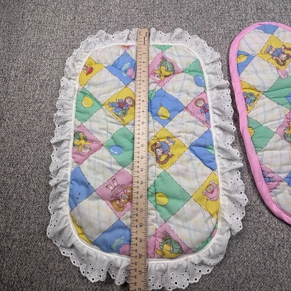 RARE Vintage 1983 OAA Inc Baby Nursery Quilt & Pad Set Pastel Patchwork Lace
